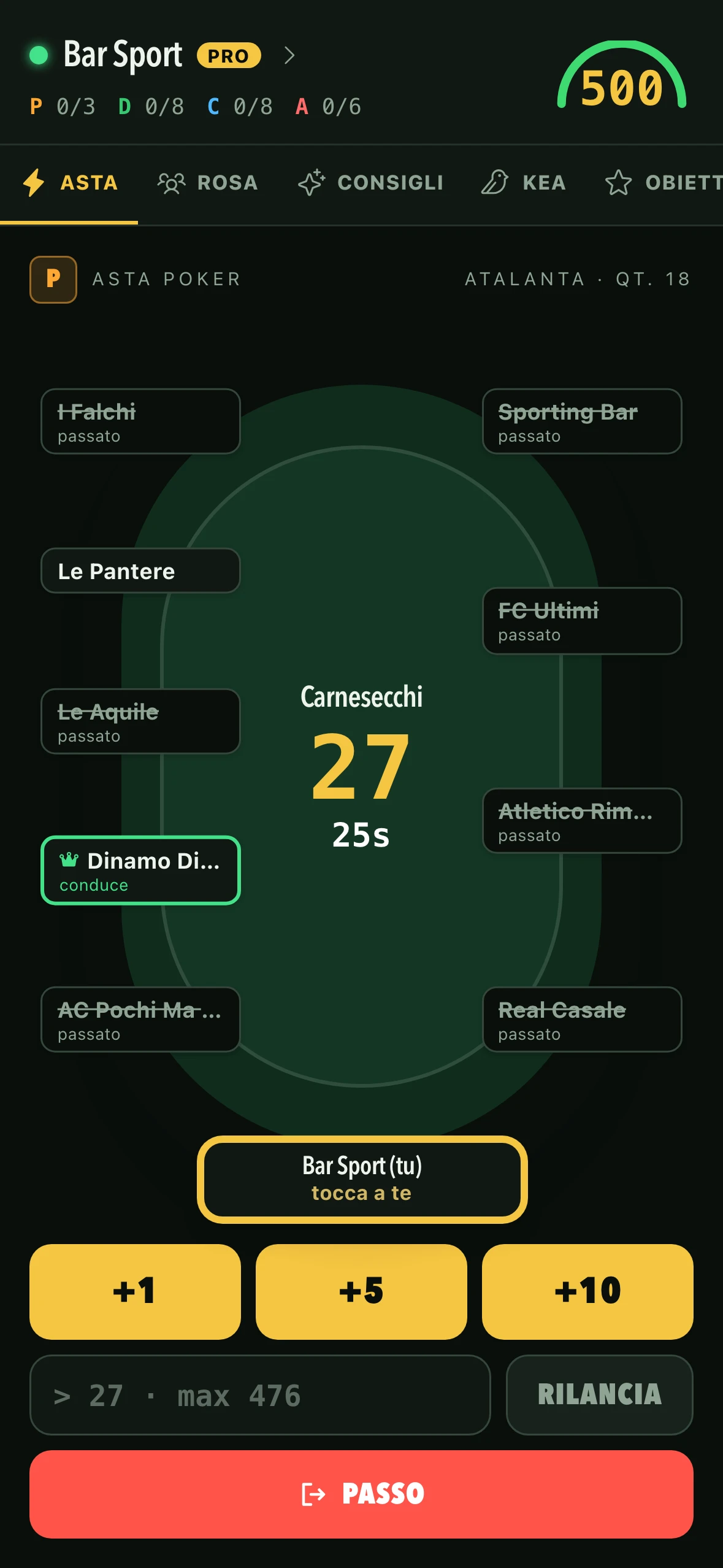 Asta Poker: uno alla volta — rilanci o passi.